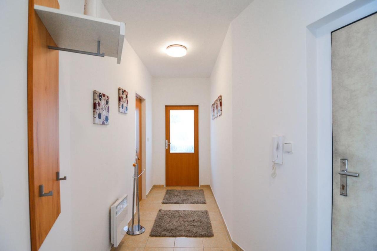 Apartman U Kostela 德尔内夫奥里克 外观 照片